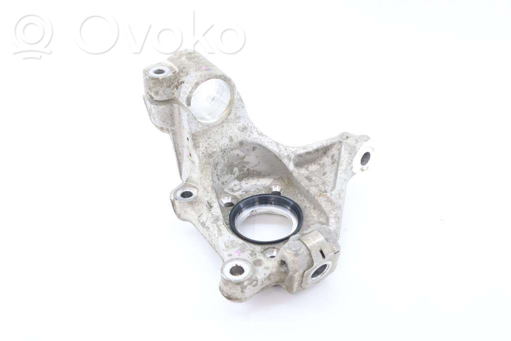 Volvo C40 Zwrotnica koła przedniego 