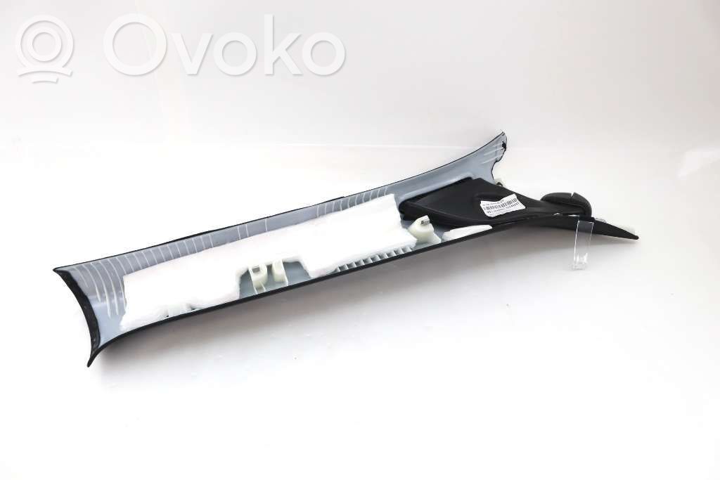Volvo XC90 Pilar (A) 