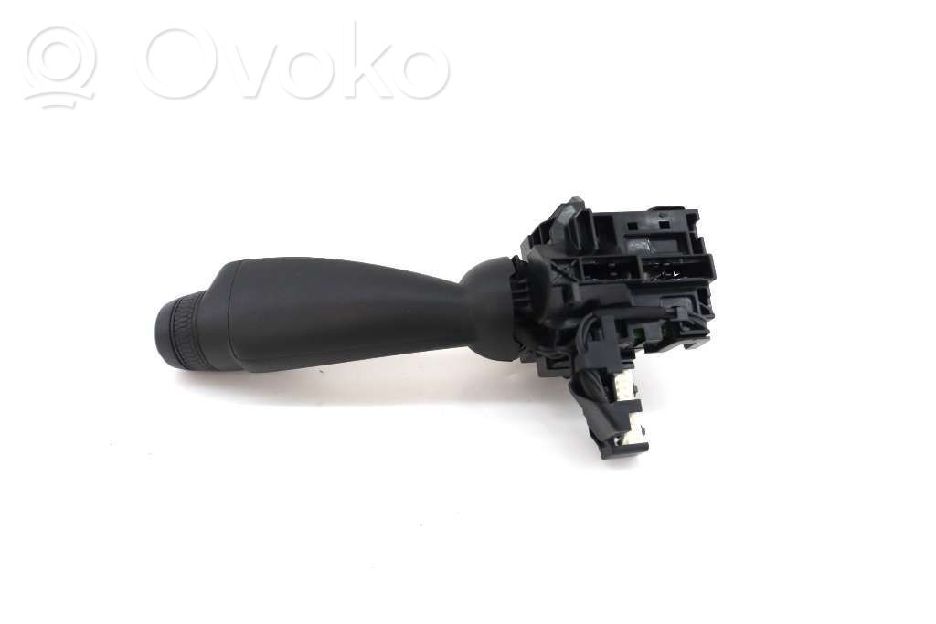 Volvo XC40 Commodo d'essuie-glace 