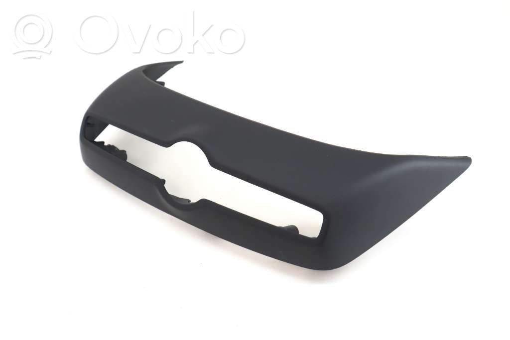 Volvo XC40 Prietaisų skydelio apdaila 