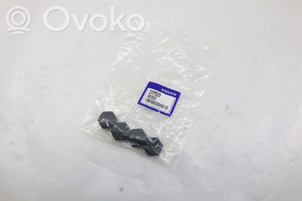 Volvo XC90 Tuercas/tornillos 