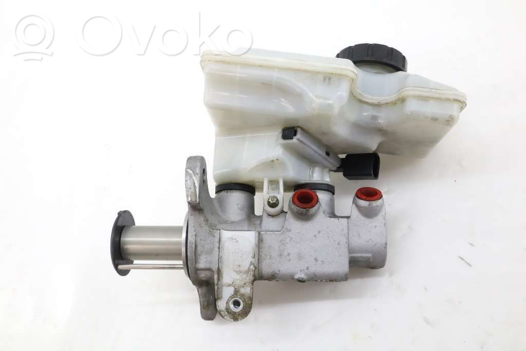 Audi A3 S3 8V Główny cylinder hamulca 