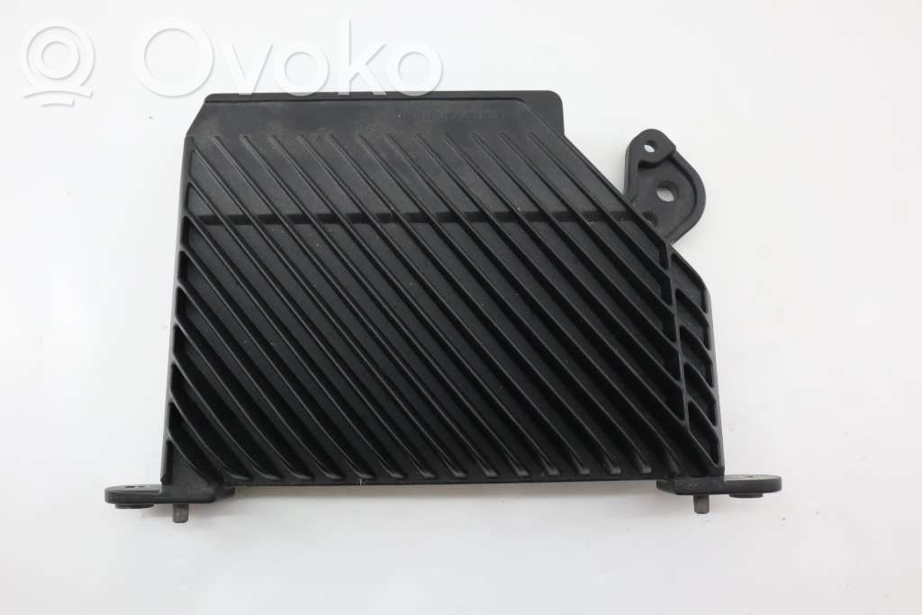 Volvo V60 Sound amplifier 