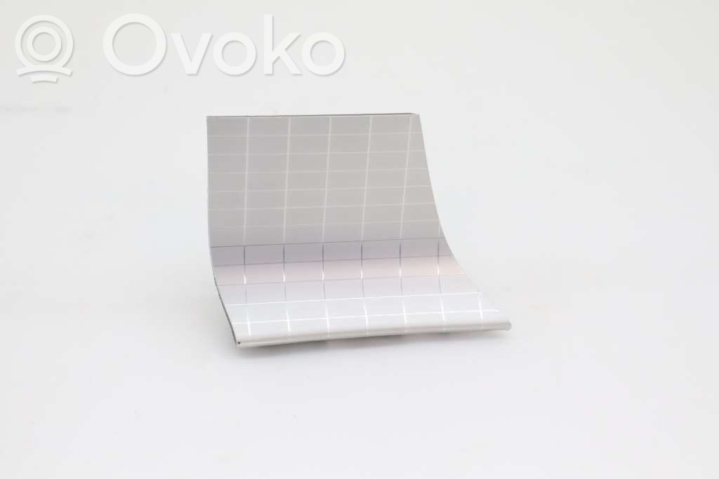 Volvo XC40 Dashboard glove box trim 