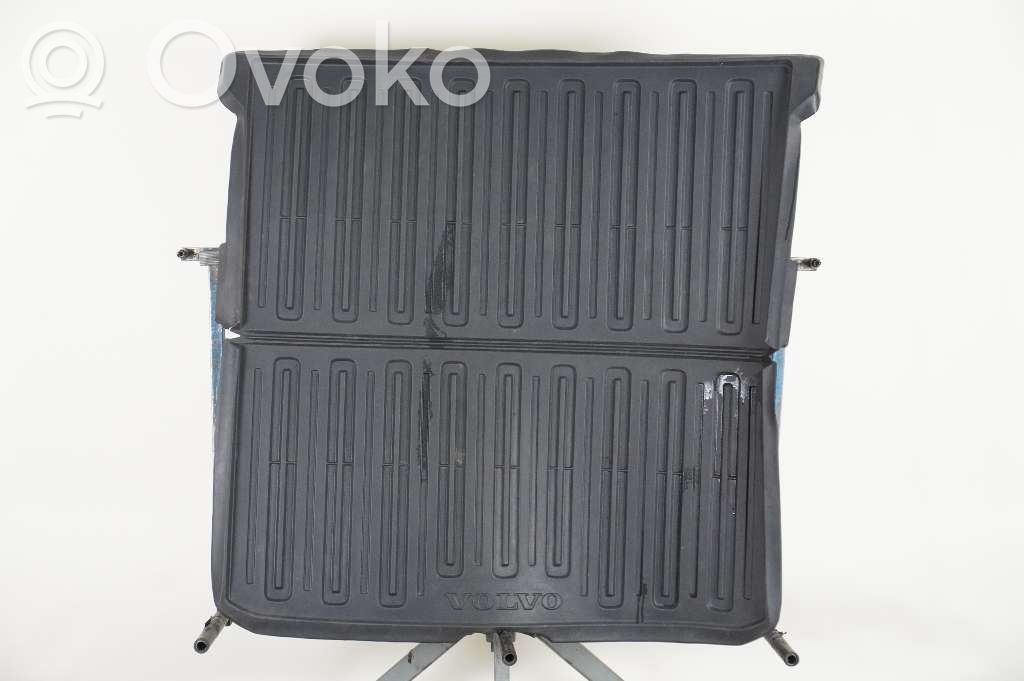Gumowa mata bagażnika   30740731