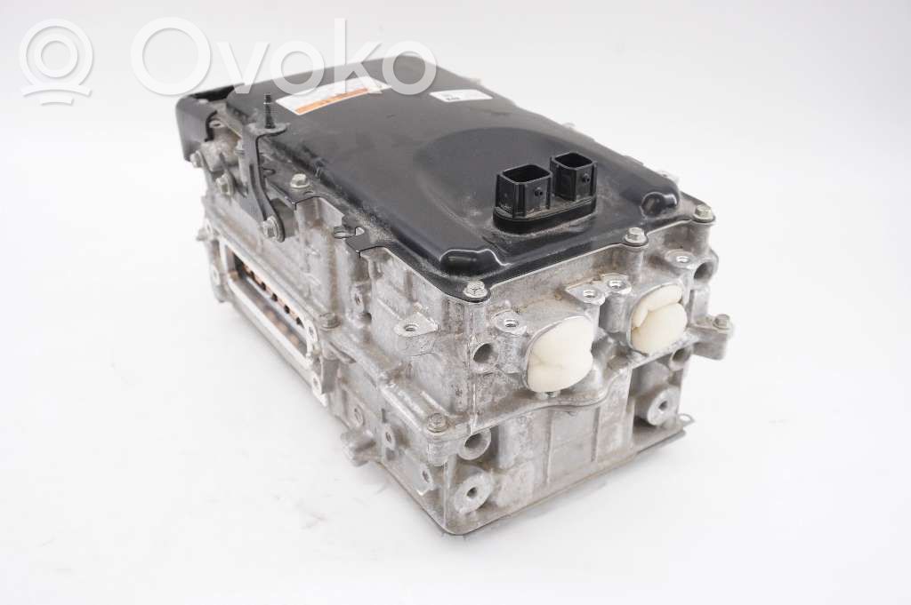 Inversor/convertidor de voltaje   G920079046,G920076060,G920079045