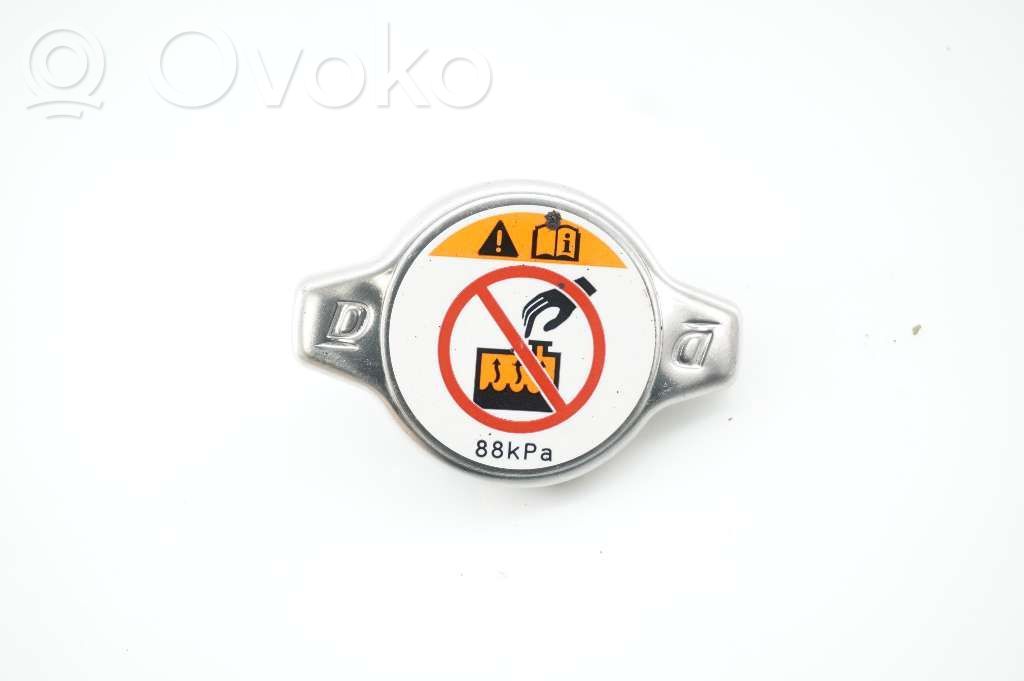 Toyota Corolla Cross Korek zbiornika wyrównawczego chłodziwa 