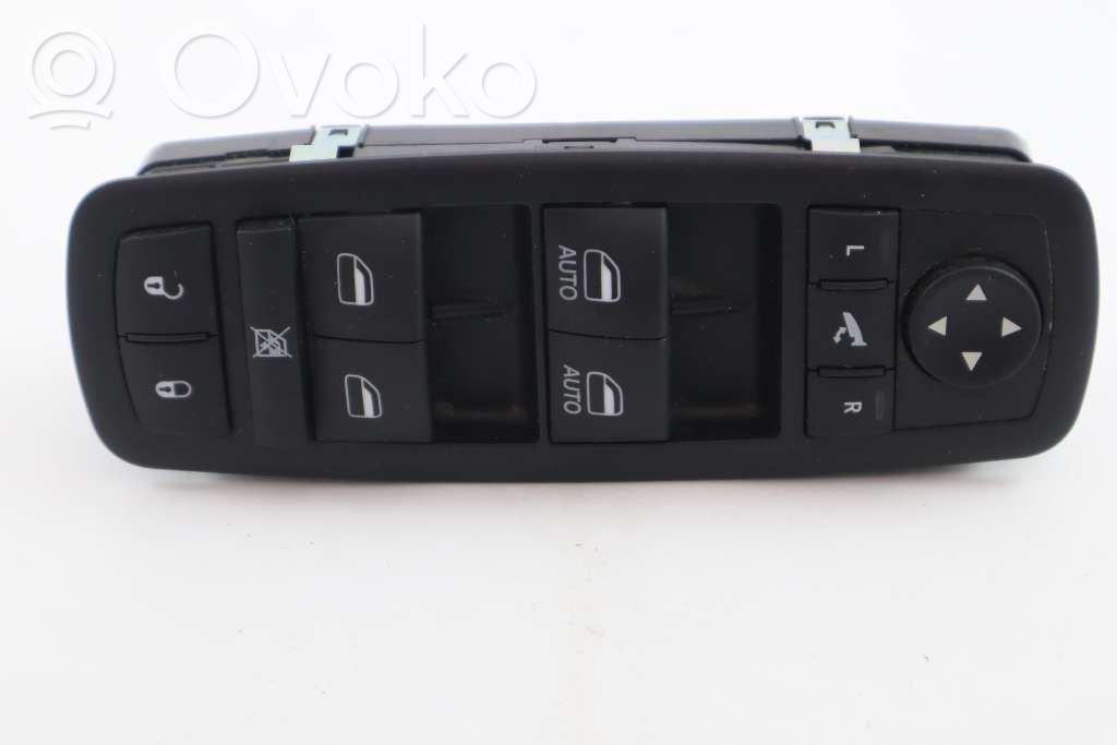 Dodge RAM Electric window control switch 