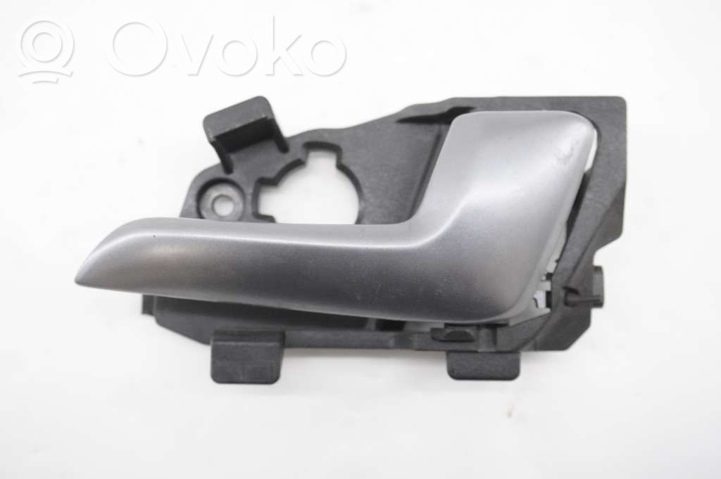 KIA Rio Manecilla interna puerta delantera 