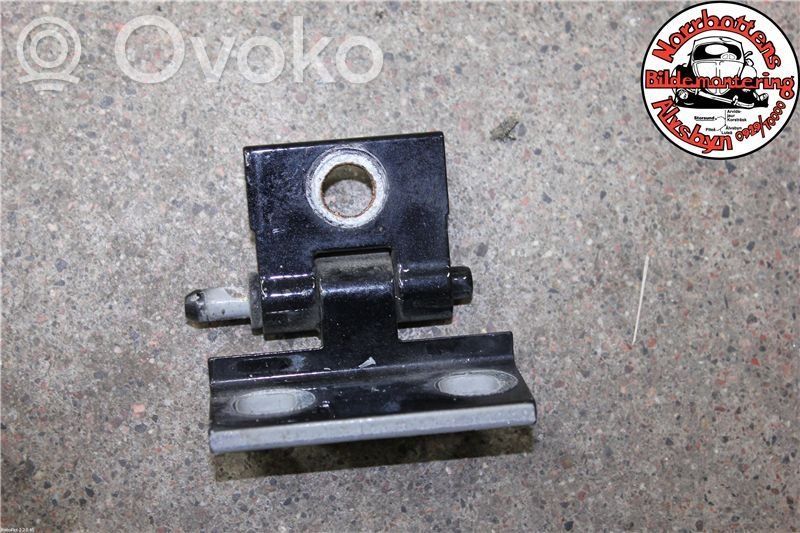 Volvo XC90 Front door upper hinge 