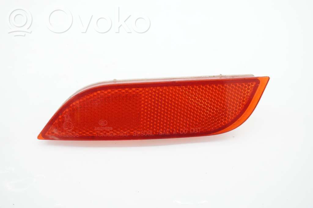 Subaru Legacy Reflector spate 