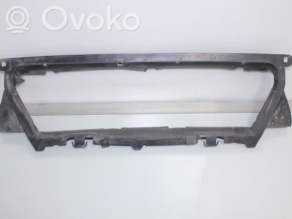 Volvo V70 Устройство (устройства) для отвода воздуха 