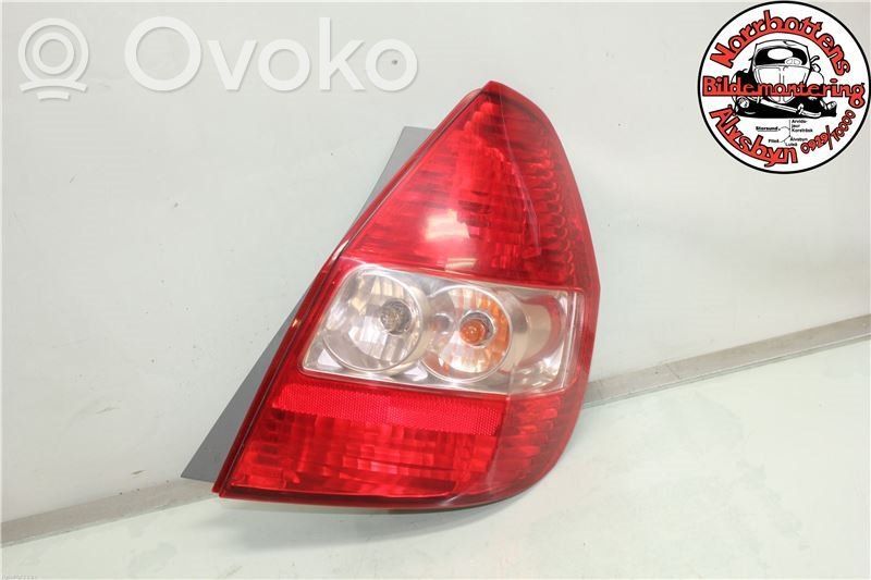 Honda Jazz Aizmugurējais lukturis virsbūvē 