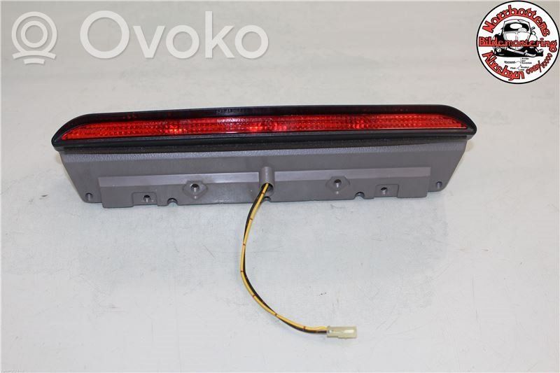 Subaru Forester SG Third/center stoplight 