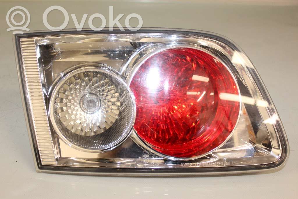 Mazda 6 Aizmugurējais lukturis pārsegā 