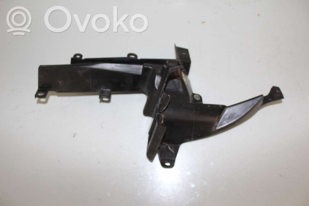 Mazda 3 II Conducto/guía del intercooler 