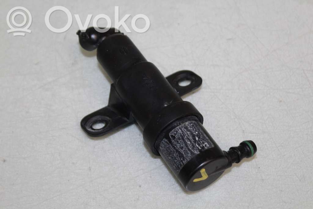 Mazda 5 Headlight washer spray nozzle 