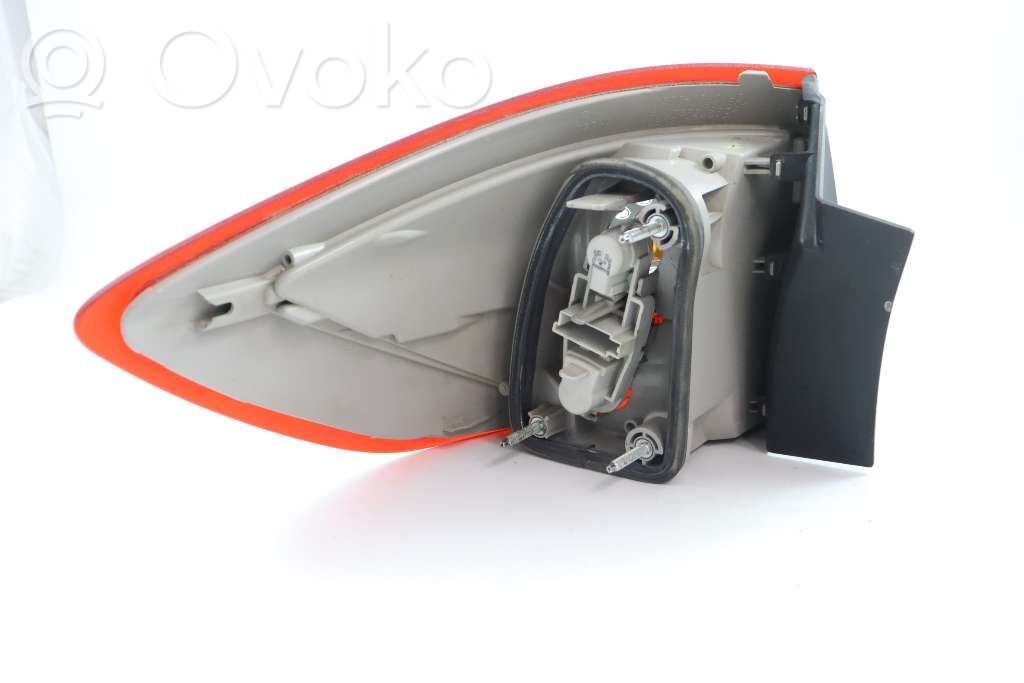 Ford Mondeo MK IV Lampa tylna 