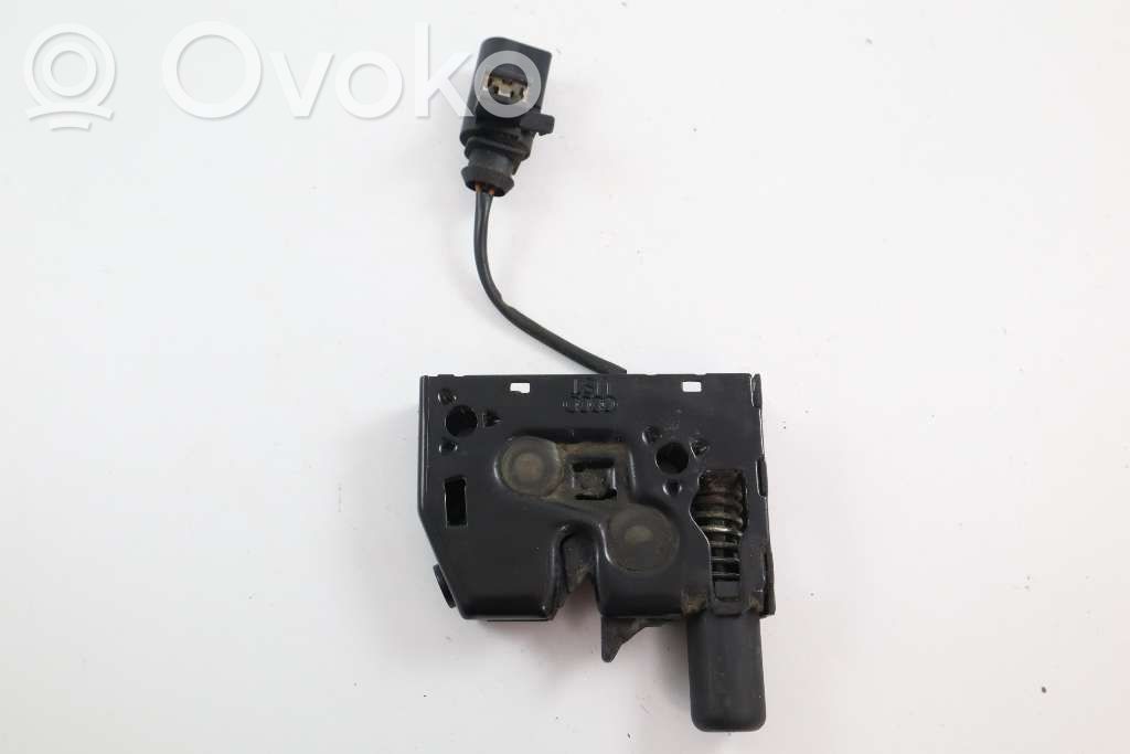 Audi Q3 8U Serrure de capot 
