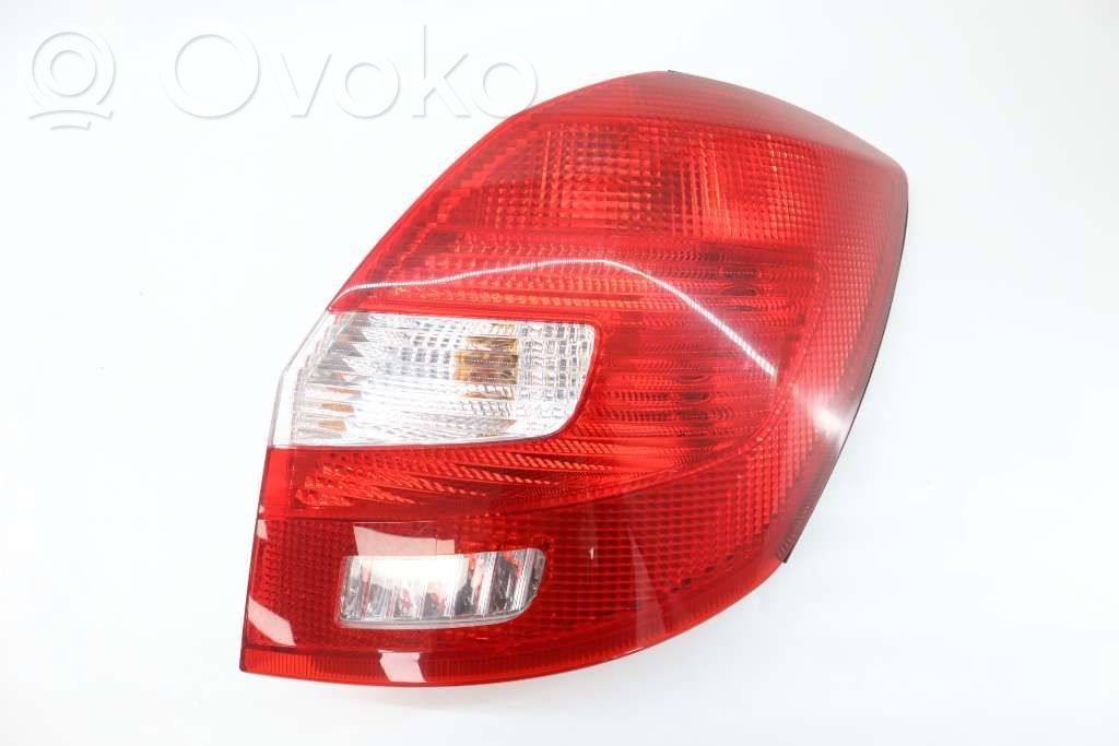 Skoda Fabia Mk2 (5J) Lampă spate în caroserie 