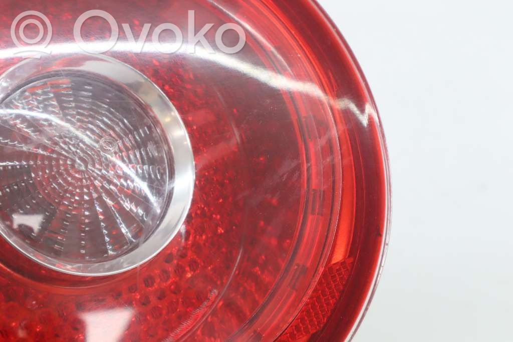Volkswagen Golf V Luci posteriori del portellone del bagagliaio