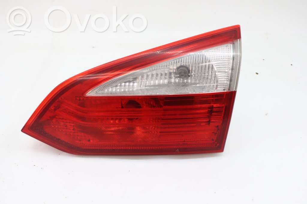 Ford Focus Tailgate rear/tail lights 