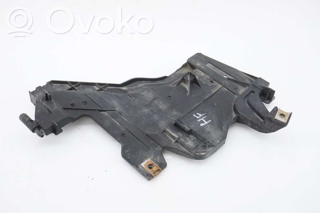 Audi A4 S4 B8 8K Ajovalon kannake 