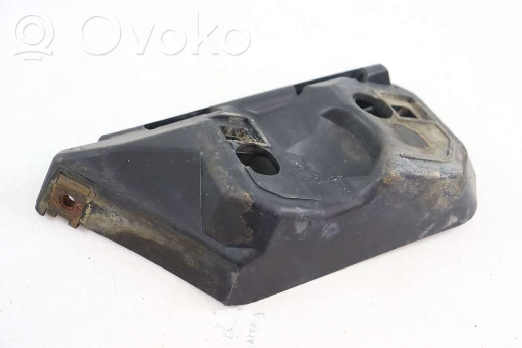 Volvo V50 Front bumper mounting bracket 