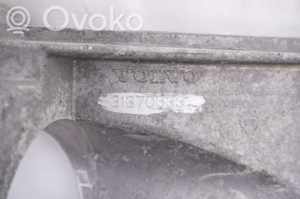 Volvo S90, V90 Suport/bridă fixare tobă eșapament 