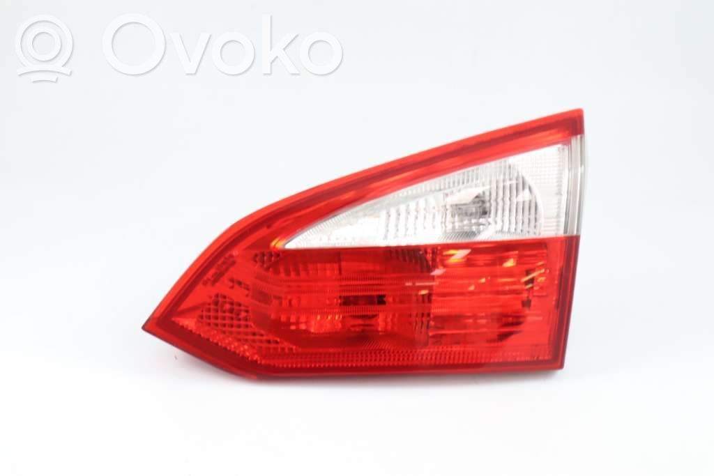 Ford Focus Tailgate rear/tail lights 