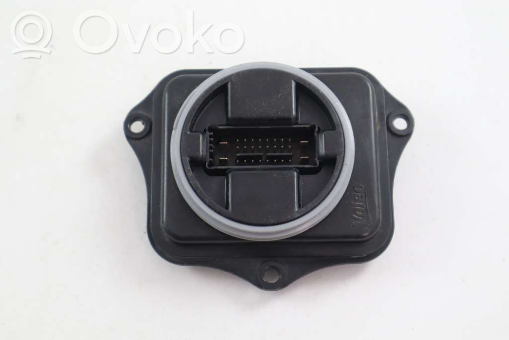 Volkswagen PASSAT B7 Light module LCM 
