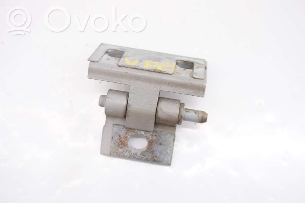 Front door upper hinge   30784907
