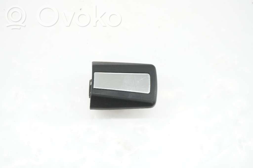 Manecilla externa puerta delantera   A1247660256