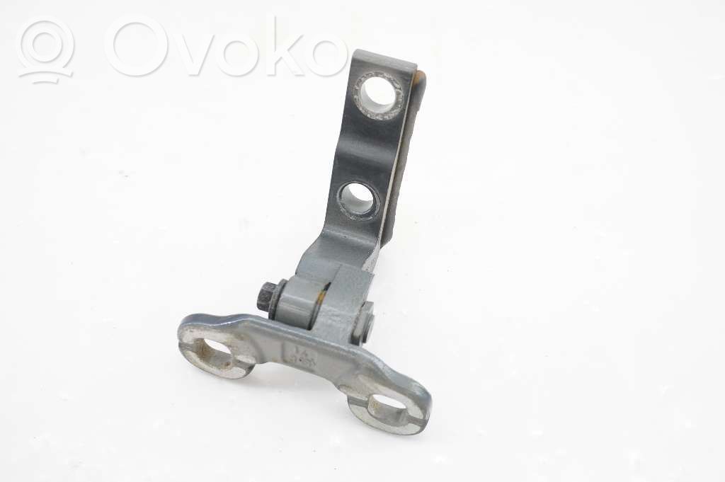 Volvo V40 Cross country Front door upper hinge 