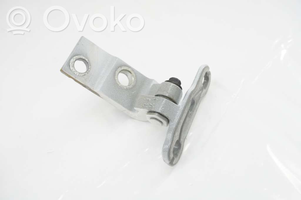 Volvo V60 Front door upper hinge 