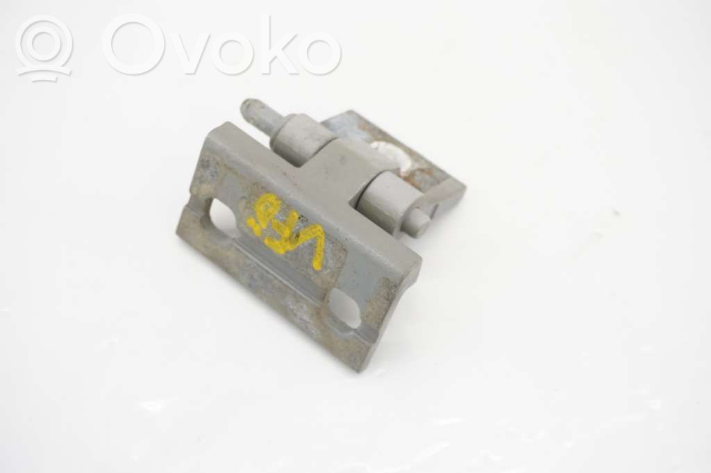 Volvo V70 Front door upper hinge 