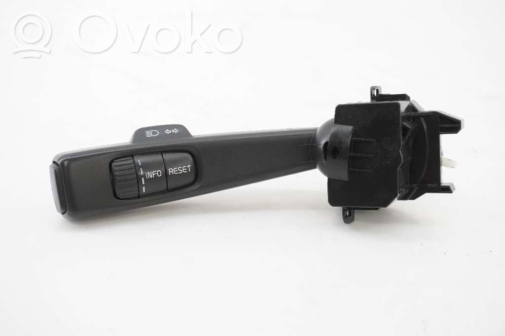 Volvo V50 Lenkstockschalter Kombischalter Blinkerhebel / Lichthebel 