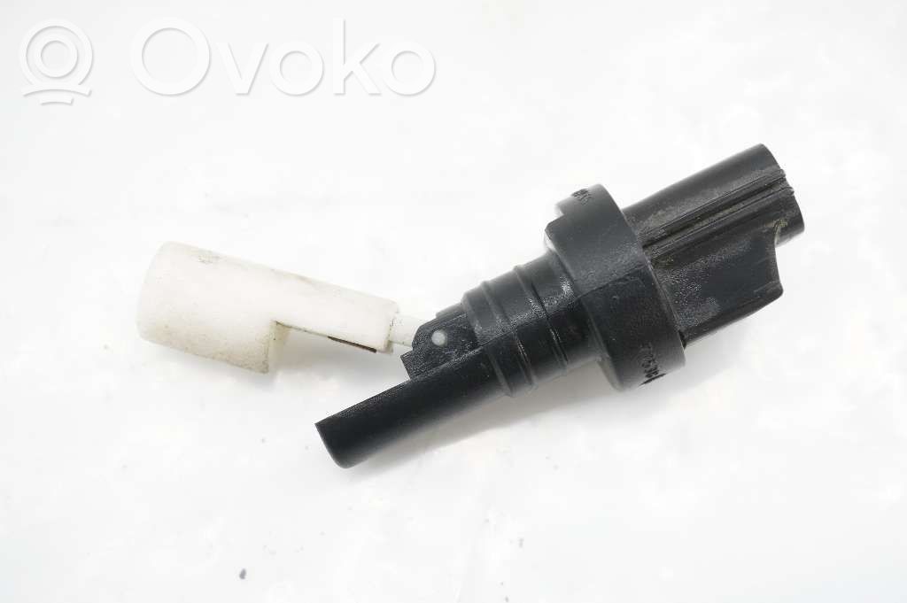 Windshield washer fluid level sensor   31333113