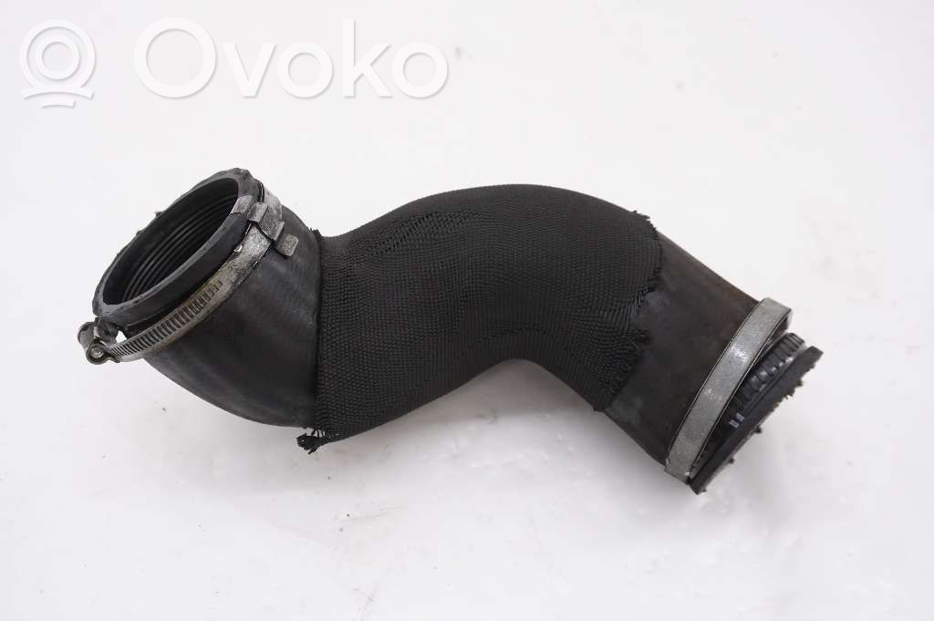 Volvo XC60 Furtun/conductă intercooler 