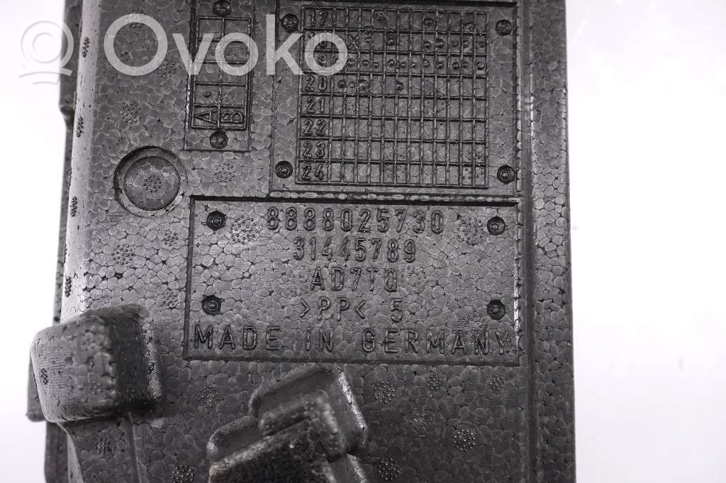 Volvo XC40 Työkalupakki 