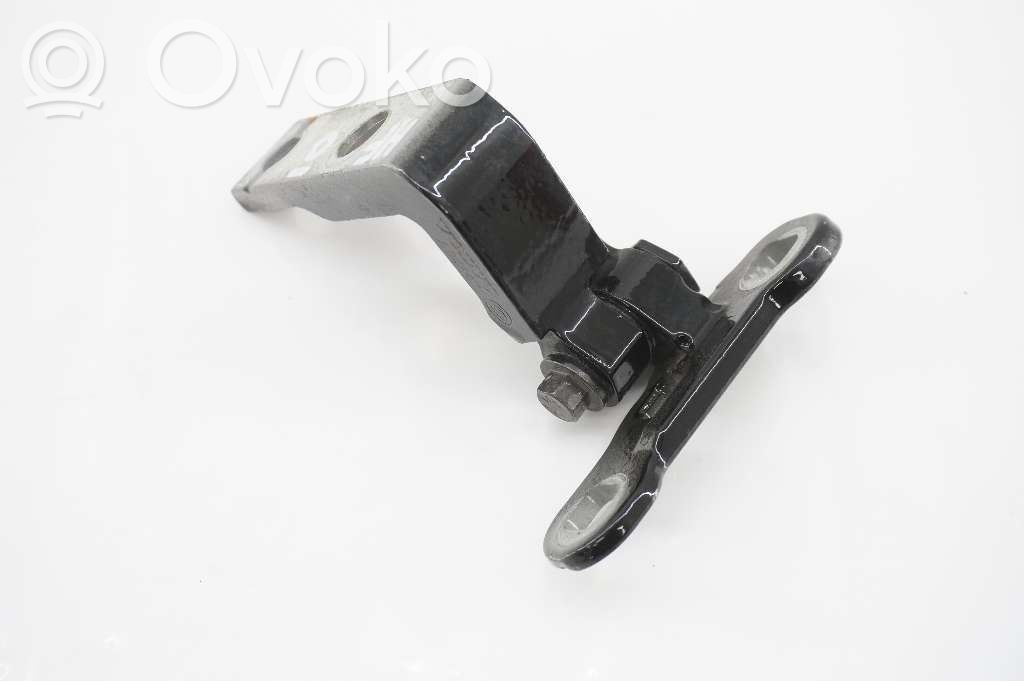 Front door upper hinge   31424592,31424586
