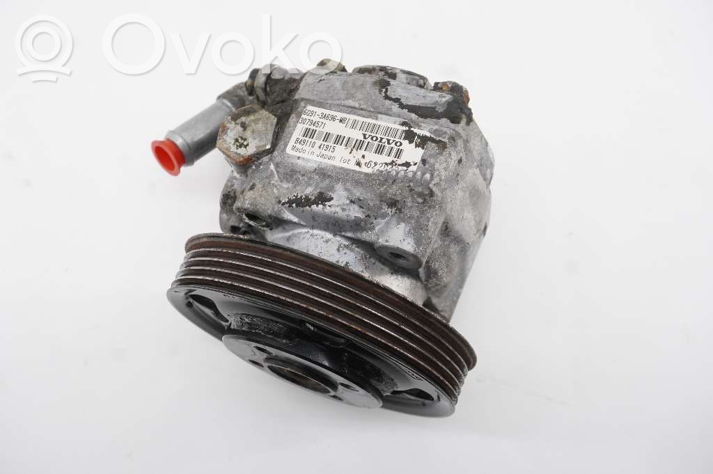 Volvo S80 Ohjaustehostimen pumppu 