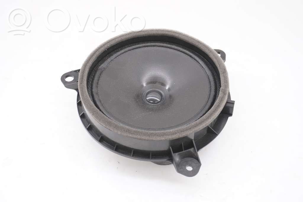 Toyota Corolla E210 E21 Altoparlante portiera posteriore