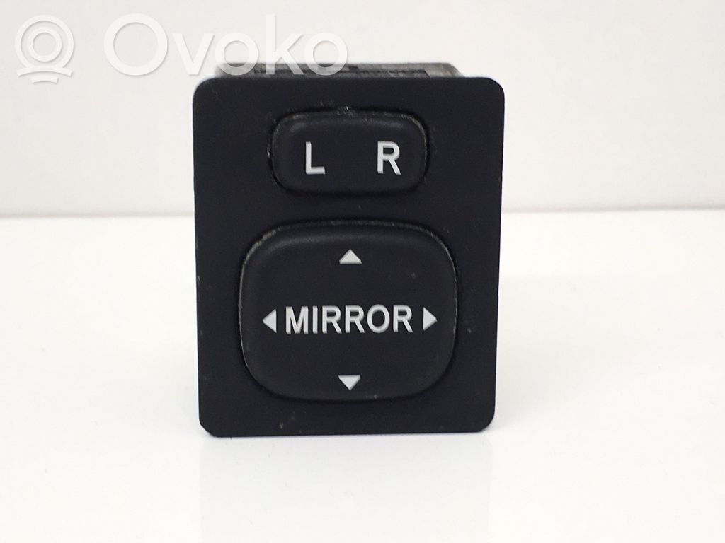 Toyota Yaris Wing mirror switch 
