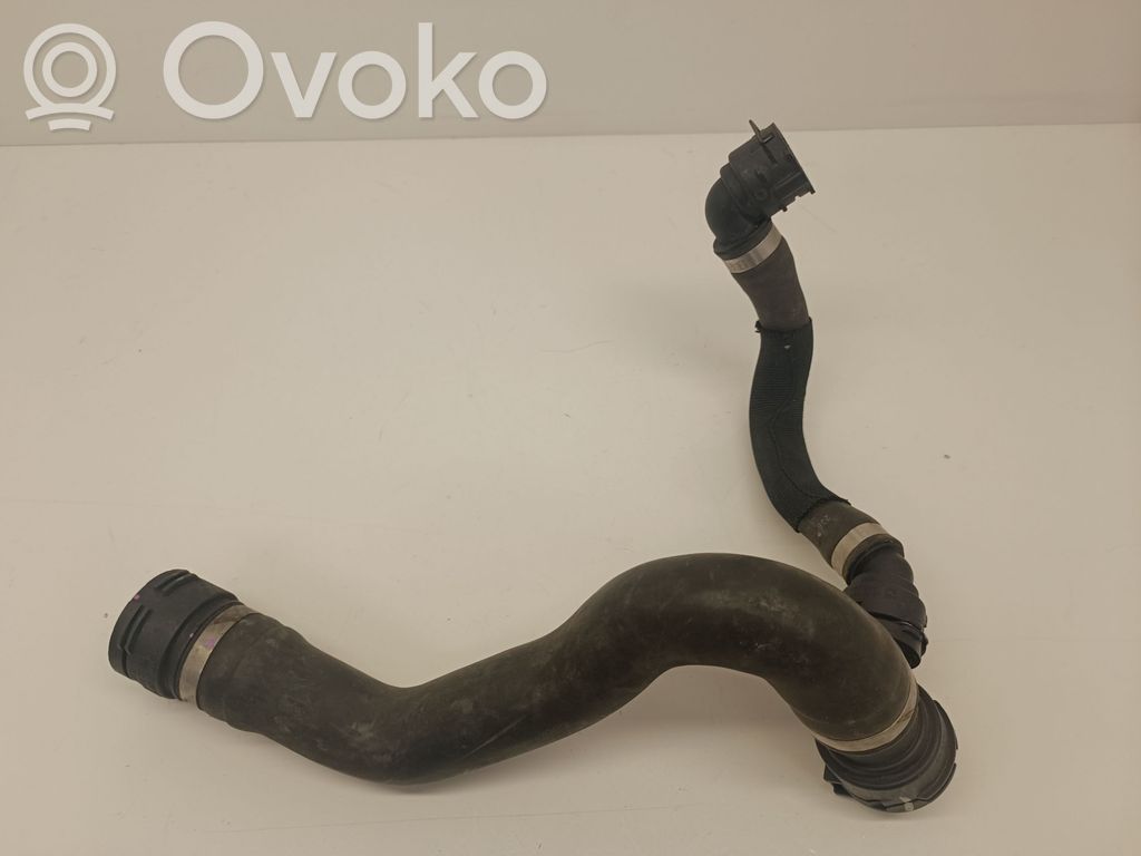 BMW X5 E70 Engine coolant pipe/hose 