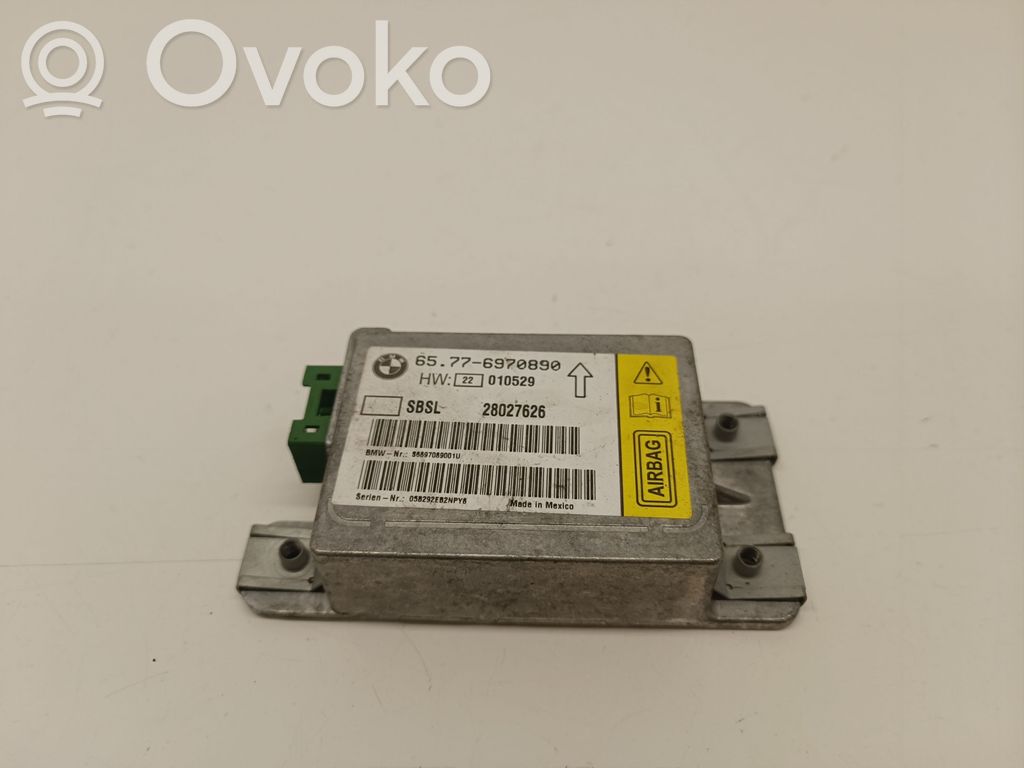 Turvatyynyn ohjainlaite/moduuli   6970890