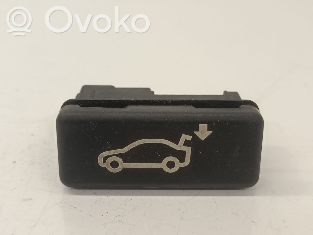 BMW 7 E65 E66 Tailgate/boot open switch button 