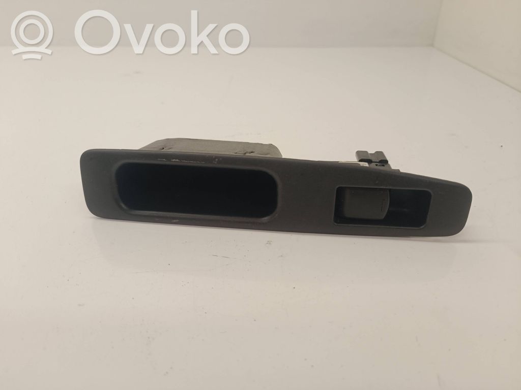 Nissan Qashqai Electric window control switch 