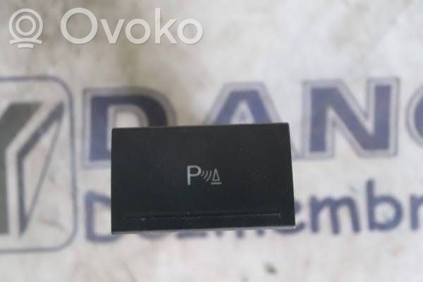 Volkswagen Amarok Przycisk / Włącznik czujnika parkowania PDC 