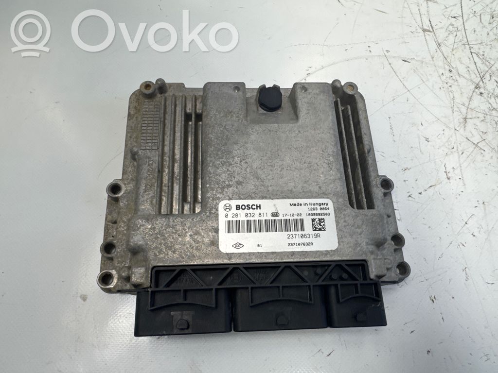 Engine control unit/module   0281032811,237106319R,237107632R